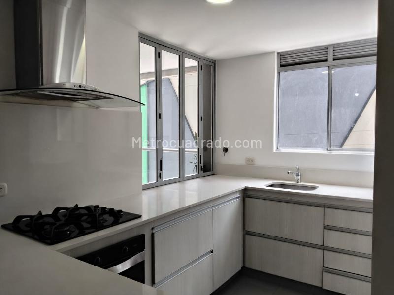 Apartamento en Arriendo, EL POBLADO, Medellín - Widok 6