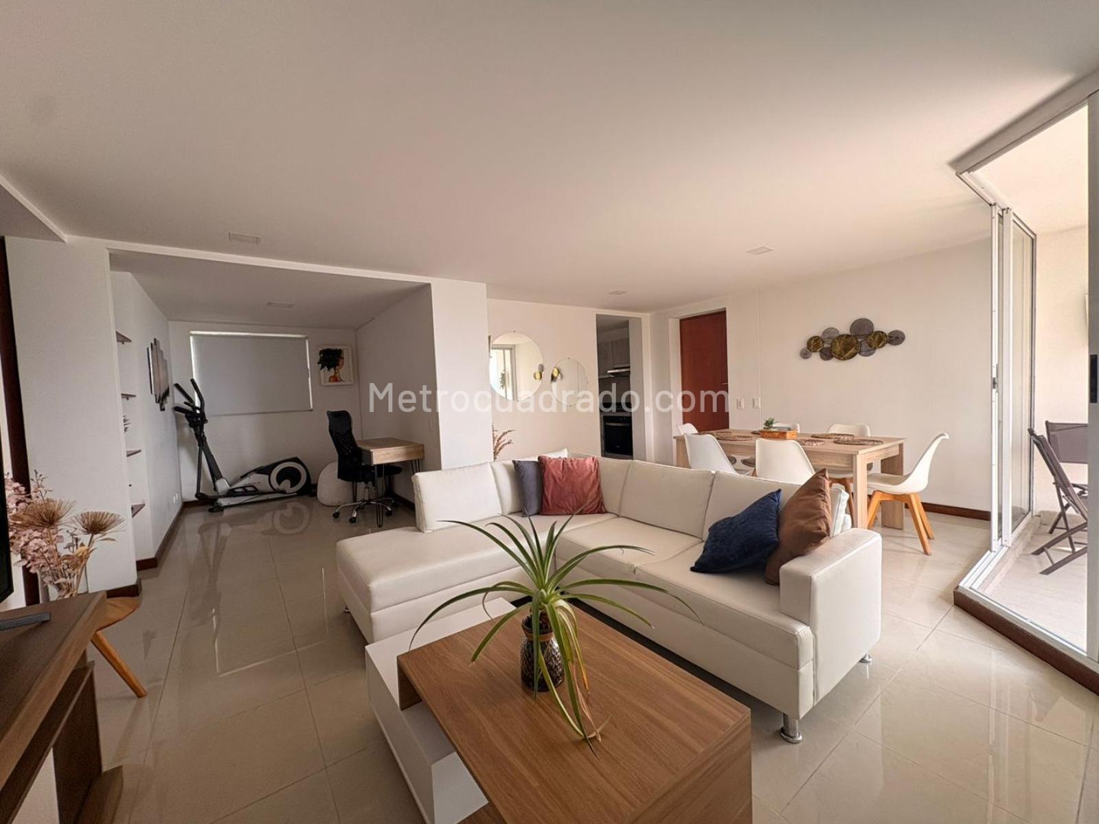 Apartamento de 3 habitaciones en arriendo en El Poblado, Medellín — imagen 1 de 20
