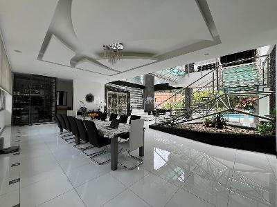 Casa de 5 alcobas en venta en El Poblado, Medellín, 1100 m² · foto 5 de 20
