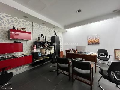 Casa de 5 alcobas en venta en El Poblado, Medellín, 1100 m² · foto 9 de 20