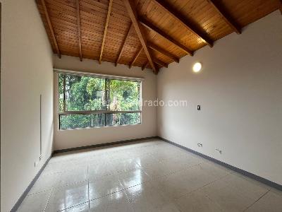 Casa de 4 alcobas en venta en Envigado, Envigado, 250 m² · foto 8 de 20