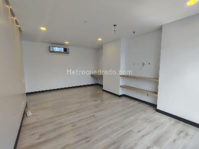 Apartamento de 2 alcobas en venta en El Poblado, Medellín, 127 m² · foto 8 de 19