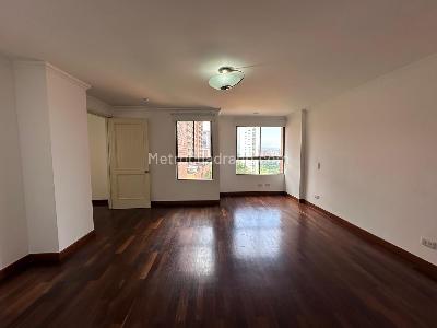 Apartamento de 3 alcobas en venta en El Poblado, Medellín, 276 m² · foto 10 de 17