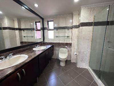 Apartamento de 3 alcobas en venta en El Poblado, Medellín, 276 m² · foto 15 de 17
