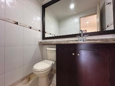 Apartamento de 3 alcobas en venta en El Poblado, Medellín, 276 m² · foto 17 de 17