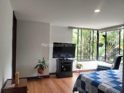 Apartamento de 3 alcobas en venta en El Poblado, Medellín, 186 m² · foto 8 de 17