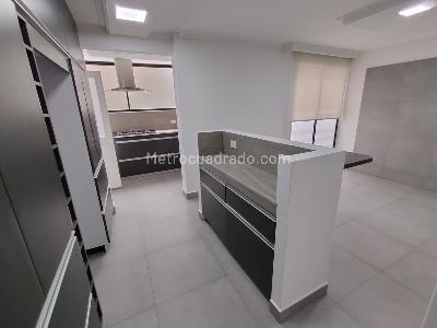 Apartamento de 3 alcobas en venta en El Poblado, Medellín, 160 m² · foto 5 de 15