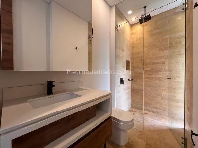 Casa de 3 alcobas en venta en Envigado, Envigado · foto 15 de 19