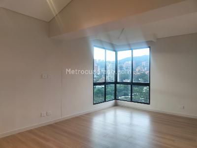 Apartamento de 3 alcobas en venta en El Poblado, Medellín, 320 m² · foto 12 de 18