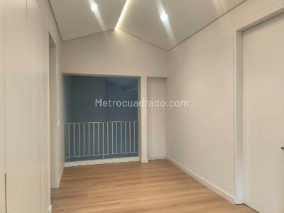 Apartamento de 3 alcobas en venta en El Poblado, Medellín, 320 m² · foto 7 de 18