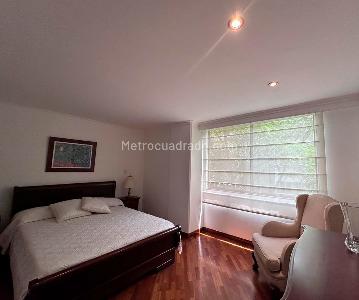 Apartamento de 2 alcobas en venta en El Poblado, Medellín, 90 m² · foto 10 de 15
