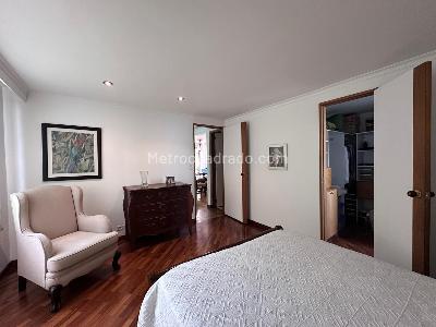 Apartamento de 2 alcobas en venta en El Poblado, Medellín, 90 m² · foto 9 de 15