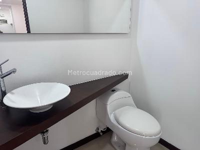 Apartamento de 2 alcobas en arriendo en El Tesoro, Medellín, 86 m² · foto 15 de 16