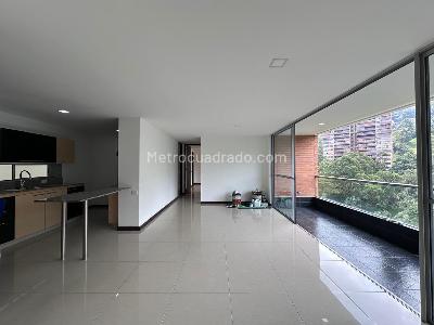 Apartamento de 2 alcobas en arriendo en El Tesoro, Medellín, 86 m² · foto 5 de 16