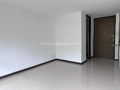 Apartamento de 2 alcobas en arriendo en El Tesoro, Medellín, 86 m² · foto 6 de 16