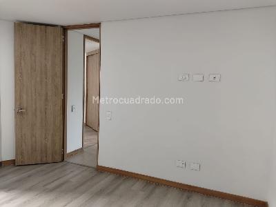 Apartamento de 3 alcobas en venta en El Poblado, Medellín, 100 m² · foto 10 de 19