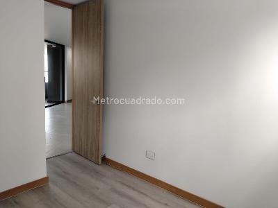 Apartamento de 3 alcobas en venta en El Poblado, Medellín, 100 m² · foto 14 de 19