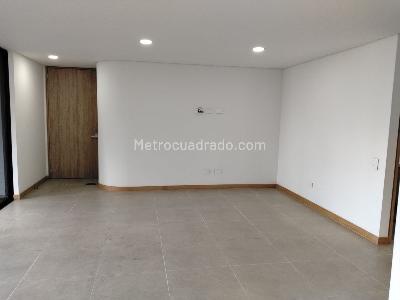 Apartamento de 3 alcobas en venta en El Poblado, Medellín, 100 m² · foto 4 de 19
