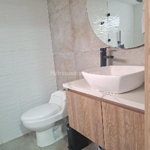 Apartamento en venta en El Poblado, Medellín · foto 15 de 16