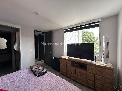 Apartamento de 3 alcobas en arriendo en El Poblado, Medellín, 68 m² · foto 6 de 14