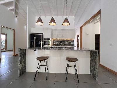 Casa de 3 alcobas en venta en Rionegro, Rionegro · foto 5 de 17
