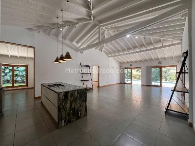 Casa de 3 alcobas en venta en Rionegro, Rionegro · foto 6 de 17