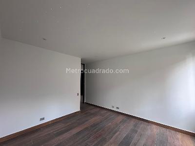 Apartamento de 3 alcobas en venta en El Tesoro, Medellín, 220 m² · foto 11 de 20