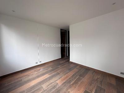 Apartamento de 3 alcobas en venta en El Tesoro, Medellín, 220 m² · foto 15 de 20