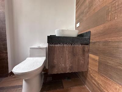Apartamento de 3 alcobas en venta en El Tesoro, Medellín, 220 m² · foto 20 de 20