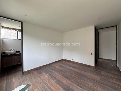 Apartamento de 3 alcobas en venta en El Tesoro, Medellín, 220 m² · foto 9 de 20