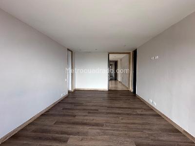 Apartamento de 3 alcobas en venta en El Poblado, Medellín, 220 m² · foto 13 de 20