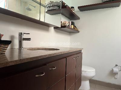 Casa de 3 alcobas en venta en Envigado, Envigado, 198 m² · foto 15 de 16