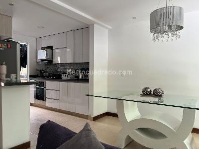 Casa de 3 alcobas en venta en Envigado, Envigado, 198 m² · foto 5 de 16
