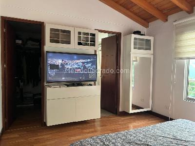 Casa de 3 alcobas en venta en Envigado, Envigado, 198 m² · foto 9 de 16
