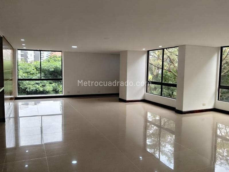 4BR Apartment in EL POBLADO (295 m²) - 2
