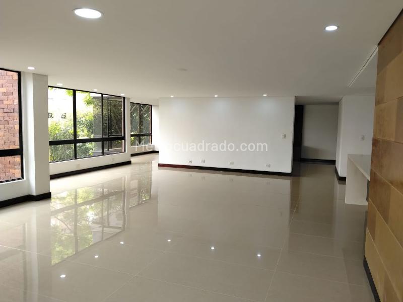 4BR Apartment in EL POBLADO (295 m²) - 4