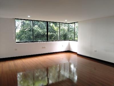 Apartamento de 4 alcobas en venta en El Poblado, Medellín, 295 m² · foto 10 de 20
