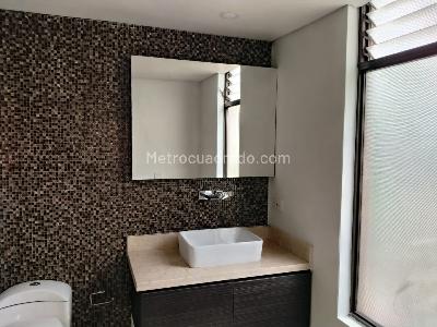 Apartamento de 4 alcobas en venta en El Poblado, Medellín, 295 m² · foto 20 de 20
