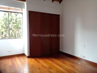 Casa de 3 alcobas en venta en El Poblado, Medellín, 251 m² · foto 13 de 19