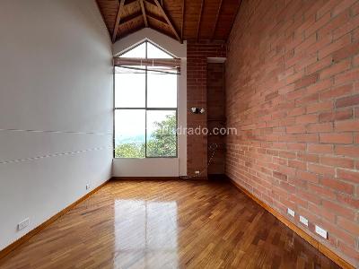 Casa de 5 alcobas en venta en El Poblado, Medellín, 177 m² · foto 8 de 20