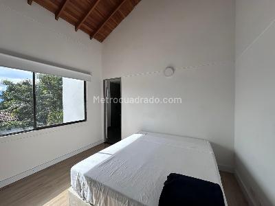 Casa de 3 alcobas en venta en El Poblado, Medellín, 300 m² · foto 11 de 20