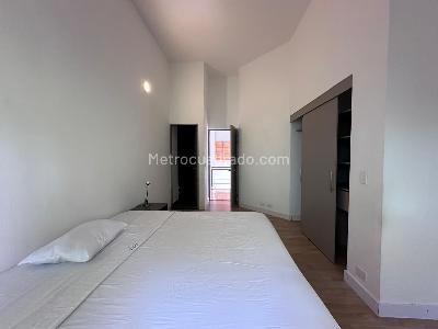 Casa de 3 alcobas en venta en El Poblado, Medellín, 300 m² · foto 13 de 20