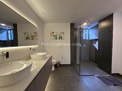 Casa de 3 alcobas en venta en El Poblado, Medellín, 300 m² · foto 14 de 20