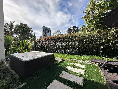 Casa de 3 alcobas en venta en El Poblado, Medellín, 300 m² · foto 19 de 20