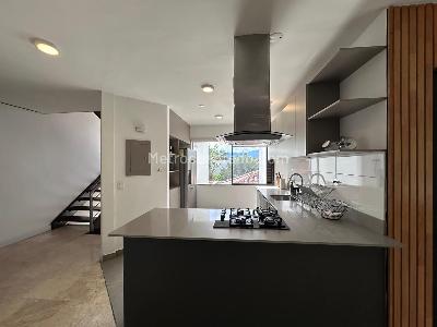 Casa de 3 alcobas en venta en El Poblado, Medellín, 300 m² · foto 6 de 20