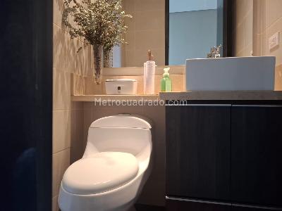 Apartamento de 3 alcobas en venta en El Poblado, Medellín, 150 m² · foto 16 de 18