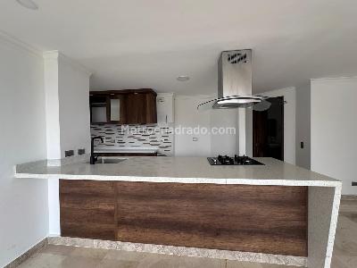 Apartamento de 3 alcobas en venta en El Poblado, Medellín, 114 m² · foto 6 de 17