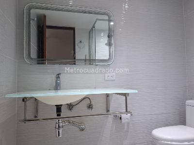 Apartamento de 2 alcobas en arriendo en Patio Bonito, Medellín, 140 m² · foto 12 de 12