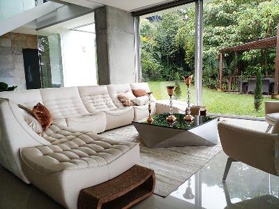 Casa de 4 alcobas en venta en El Poblado, Medellín, 680 m² · foto 2 de 20
