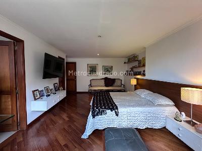 Apartamento de 3 alcobas en venta en El Poblado, Medellín, 238 m² · foto 13 de 20